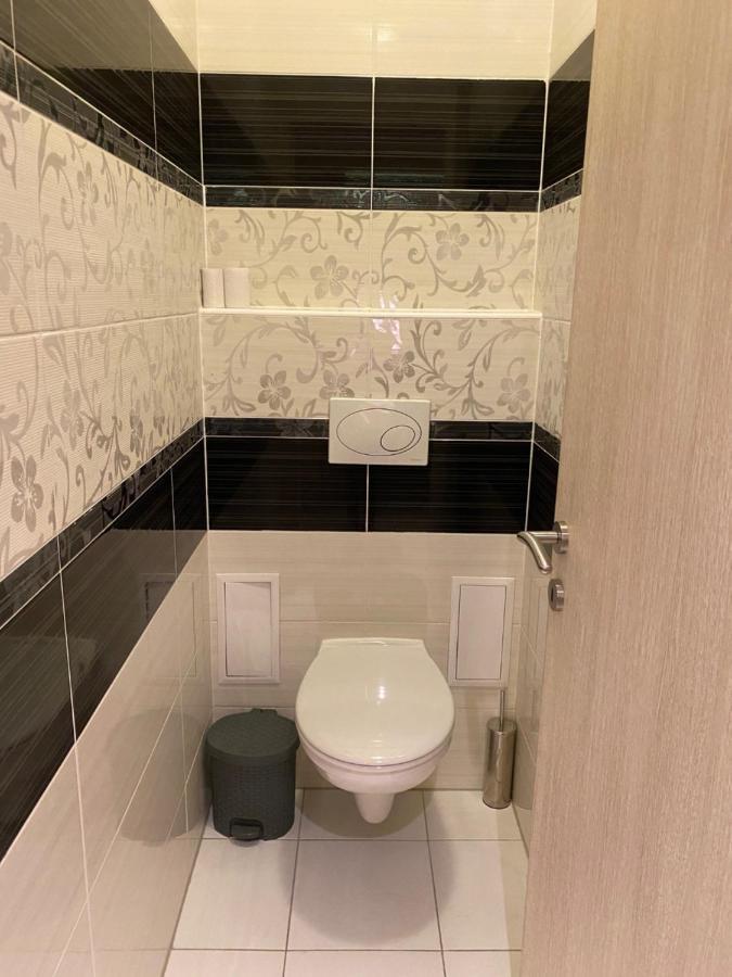 Parizsi Udvar I. Apartment Debrecín Exteriér fotografie