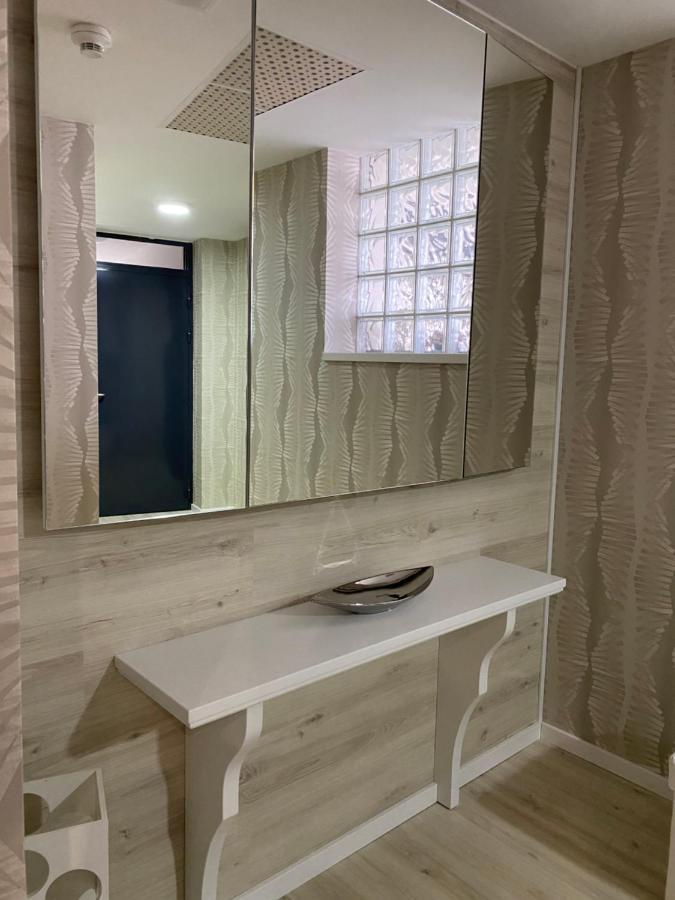Parizsi Udvar I. Apartment Debrecín Exteriér fotografie